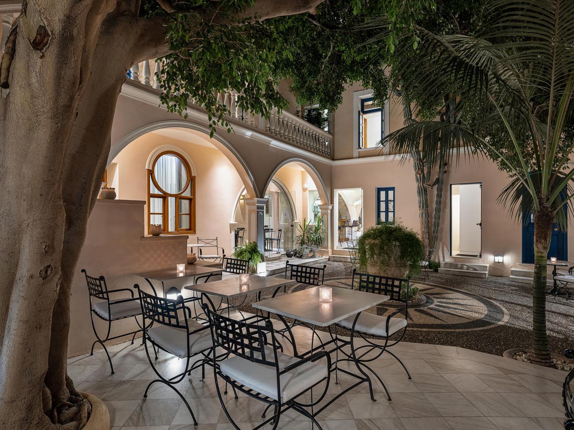 Casa Delfino Hotel & Spa Chania  Exterior photo